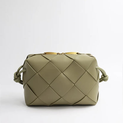 Zélia Medium Leather Crossbody Bag
