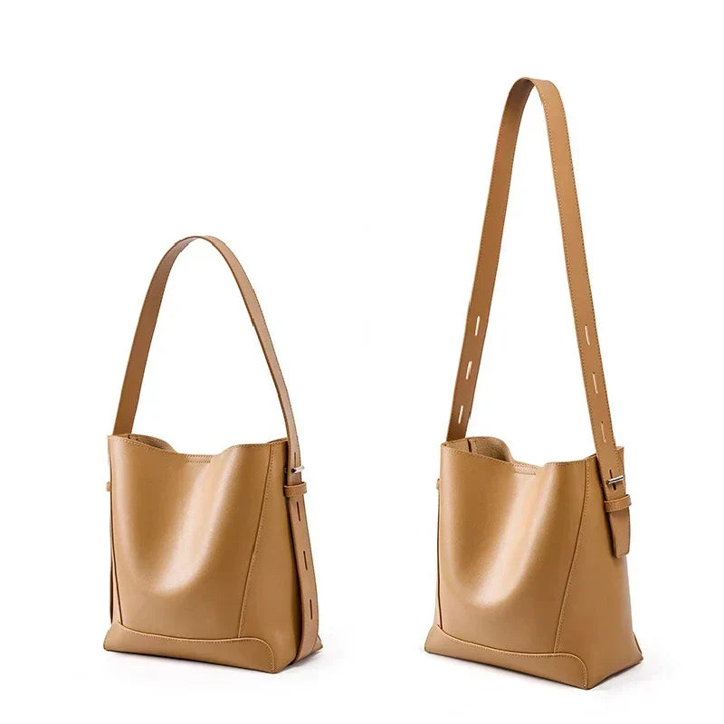 Women's Leather Bag - Penélope